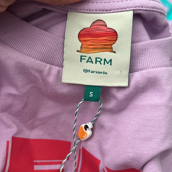 FARM Rio Lilac Peixe Fish Graphic T-Shirt - Picture 7 of 11
